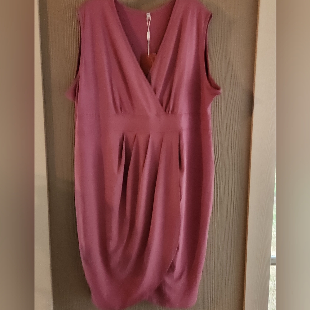 Poseshe V Neck Tulip Dress